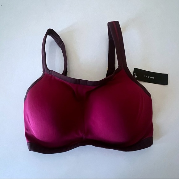 NWOT Natori Yogi 32C Yoga Sports Bra NWT - Picture 2 of 3